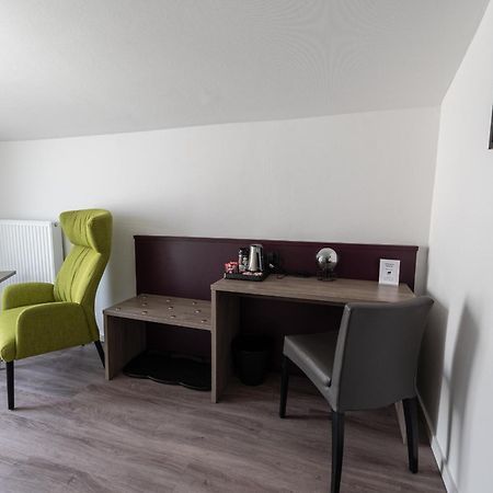 Hotel Porta Nigra Трир Стая снимка