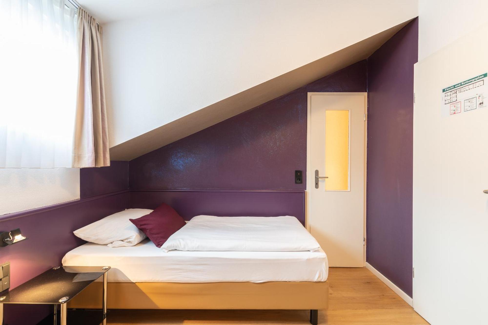 Hotel Porta Nigra Трир Стая снимка